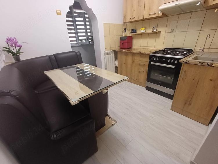 Apartament cu 2 camere decomandat în E3