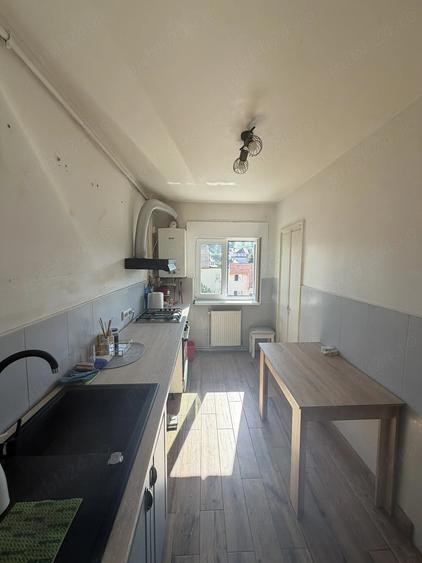 Apartament cu 2 camere decomandat în Ștrand