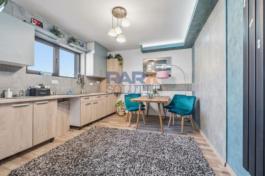 Duplex cu 6 camere cu Canalizare în Central