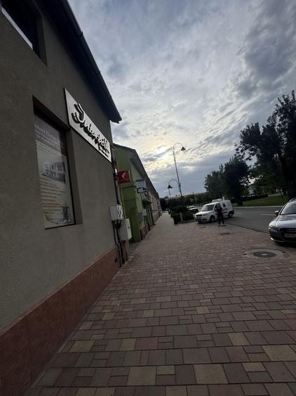 Spațiu comercial, de 100 mp, în Ultracentral