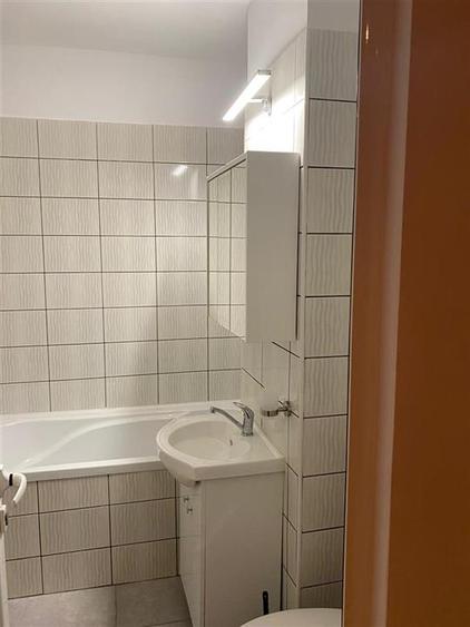 Garsonieră decomandată în Nicolina
