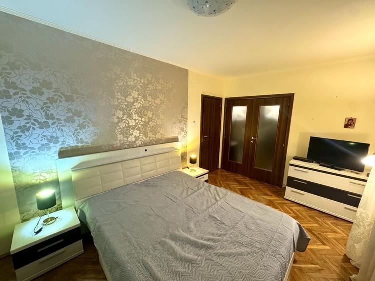 Apartament cu 3 camere în Central