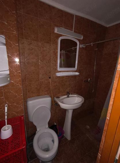 Garsonieră decomandată în Central