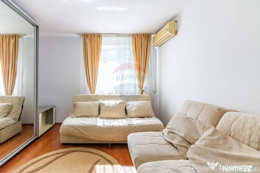 Apartament cu 2 camere decomandat în Industriilor