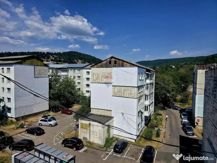 Apartament 3 camere | Central Piatra-Neam? | Finisat Modern - 10