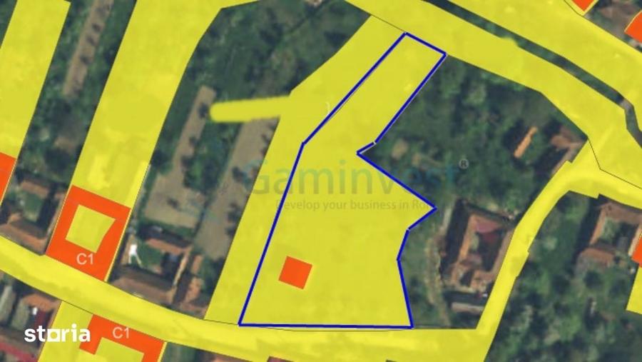 Casă cu 5 camere cu Teren 4564 Mp în Curățele