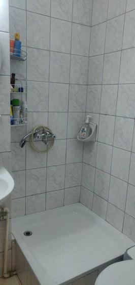 Apartament cu 4 camere decomandat în Exterior Vest