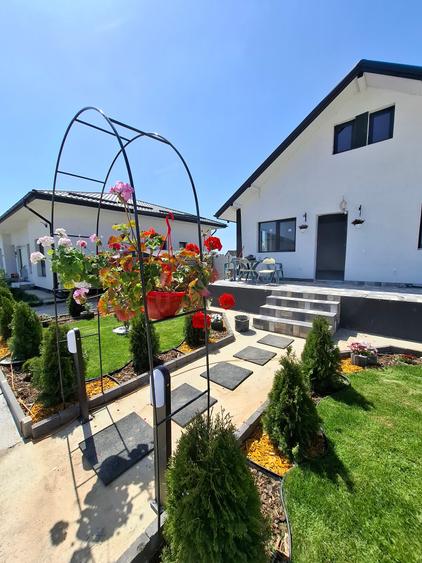 Casă individuală cu 3 camere cu Teren 110 Mp în Clinceni