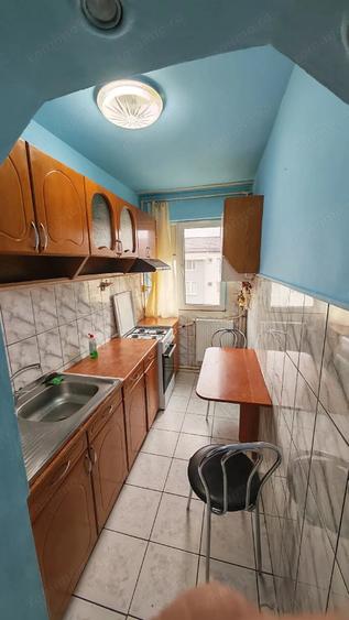 Apartament cu 2 camere semidecomandat în Decebal