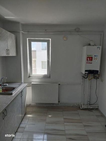 Apartament cu 2 camere semidecomandat în Brazda lui Novac