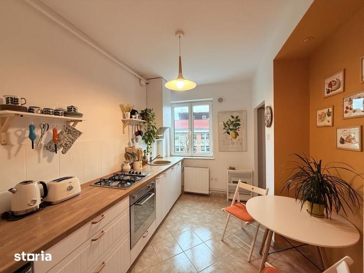 Apartament cu 2 camere decomandat în Centrul Istoric