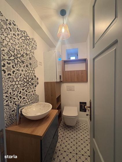 Casă cu 5 camere cu Teren 354 Mp în Ultracentral