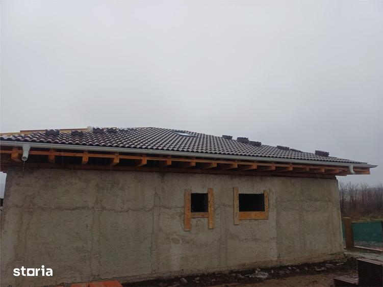 Casă cu 3 camere cu Teren 360 Mp în Ciurea