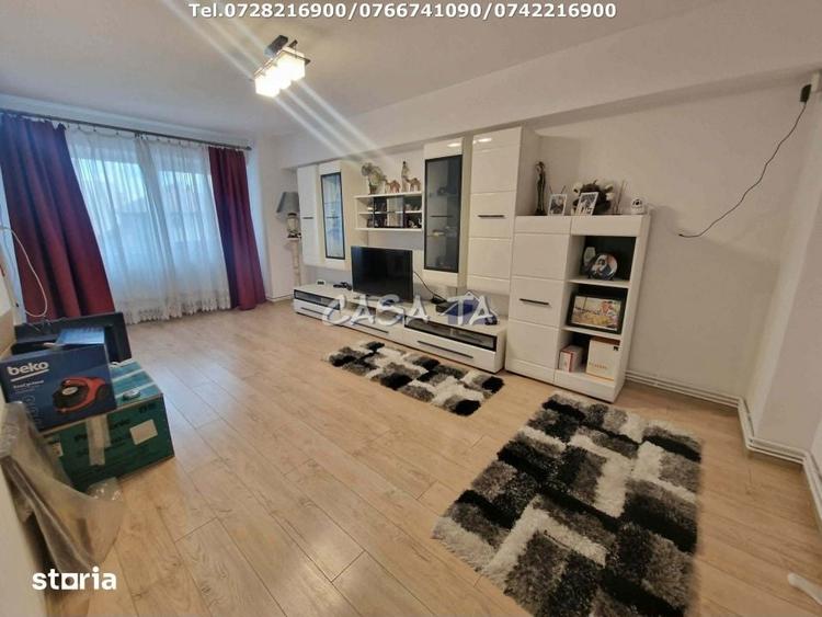Apartament cu 4 camere decomandat în Central