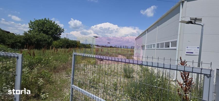 Spațiu comercial, de 200 mp, în Florești