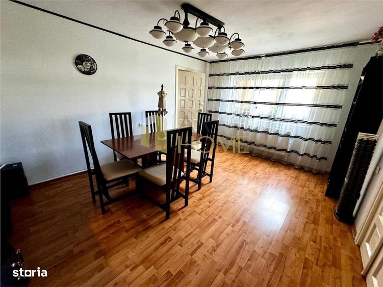 Casă cu 4 camere cu Teren 601 Mp în Central