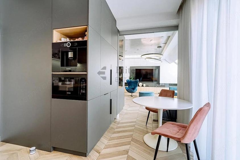 Apartament cu 4 camere în Central