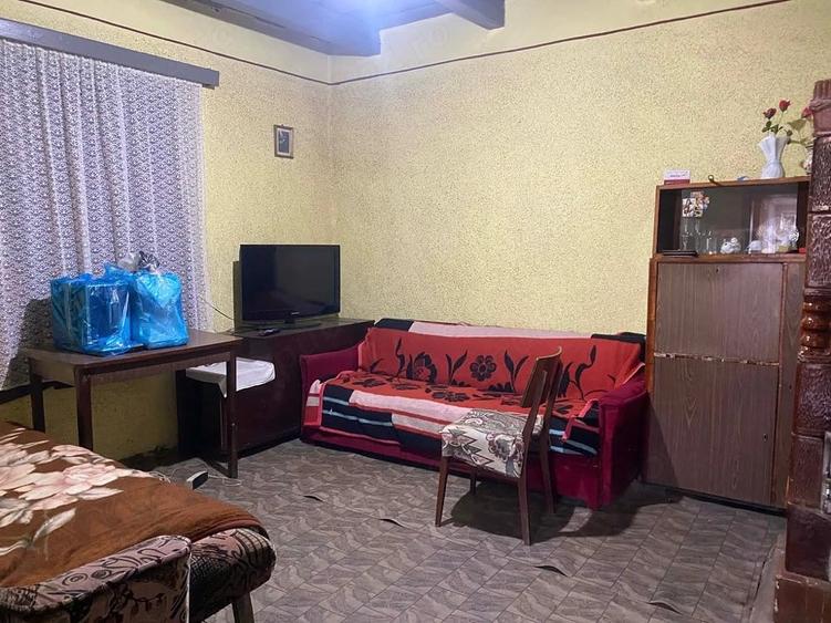 Casă cu Teren 1000 Mp în Căuașd