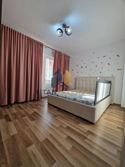 Apartament cu 3 camere în Berceni