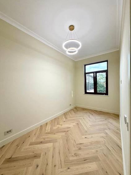 Apartament cu 4 camere în Dacia