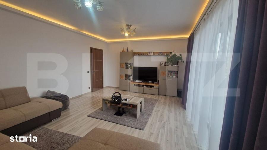 Apartament cu 3 camere decomandat în Central