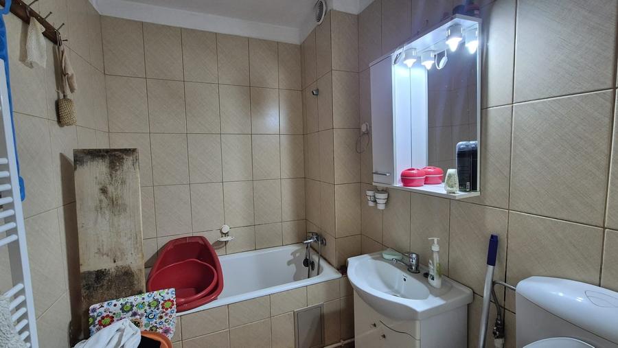 Apartament cu 2 camere semidecomandat în Țiglina 1