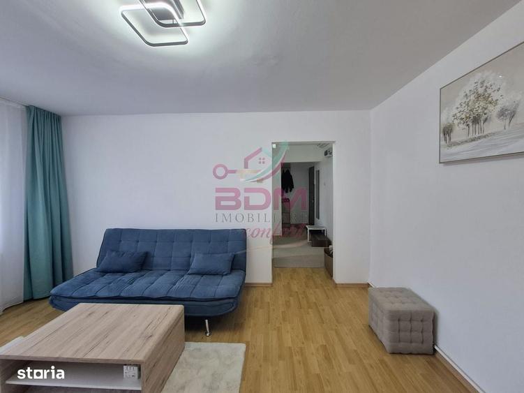 Apartament cu 3 camere semidecomandat în Central