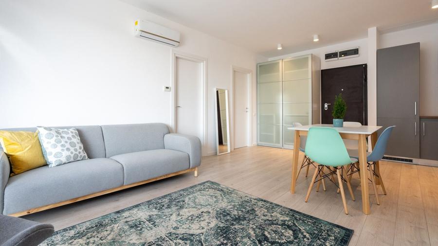 Apartament cu 2 camere semidecomandat în Pipera