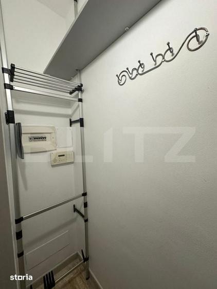 Apartament cu 3 camere semidecomandat, mobilat în Nord