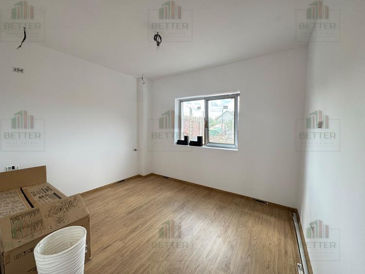 Casă individuală cu 5 camere cu Teren 275 Mp în Berceni
