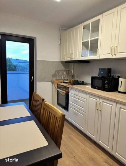 Apartament cu 3 camere decomandat în Tomis III