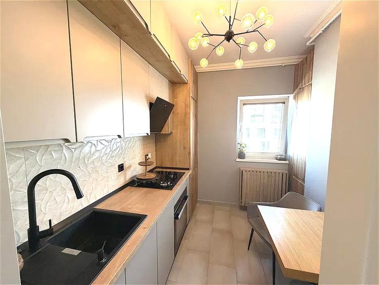 Apartament cu 3 camere decomandat, mobilat în Sisești