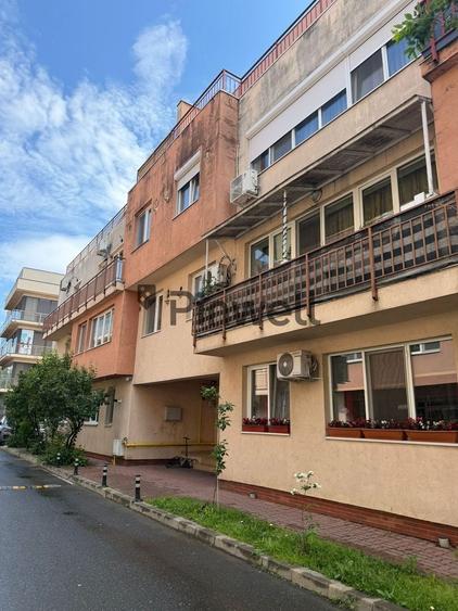 Apartament cu 2 camere semidecomandat, mobilat în Cățelu