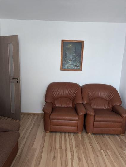 Apartament cu 2 camere decomandat în 9 Mai