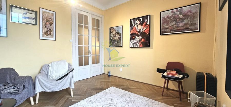 Apartament cu 5 camere decomandat, mobilat în Pache Protopopescu