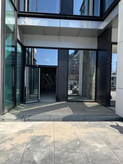 Spațiu comercial, de 71.699996948242 mp, în Cotroceni