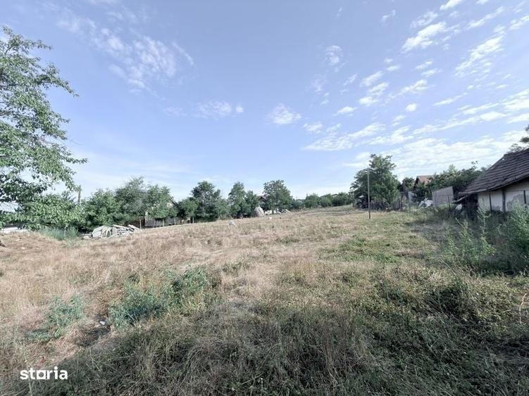 2300mp la Rachiti teren intravilan la strada - 2