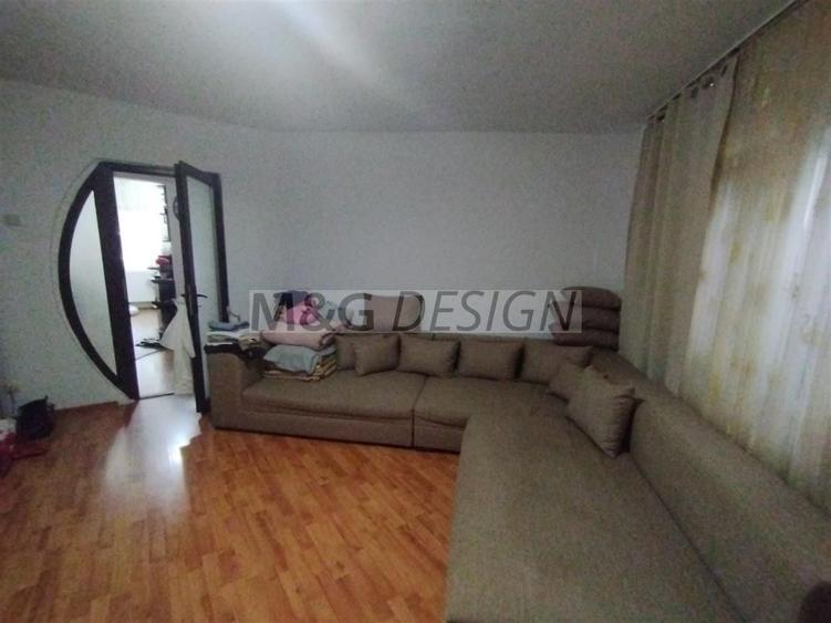 Apart  2 cam  Aradului- Penny parter cu balcon centrala proprie - 11