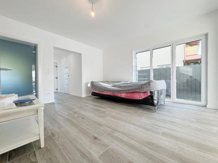 Duplex cu 5 camere cu Canalizare în Braytim