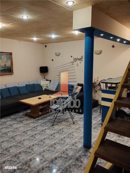 Casă cu 4 camere în Vitan