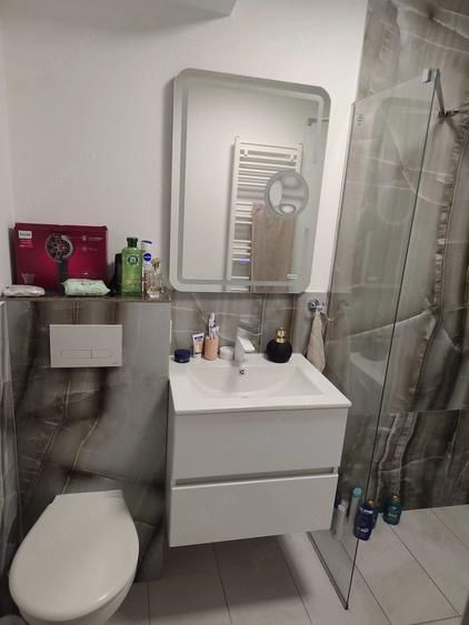 Apartament cu 2 camere decomandat în Traian
