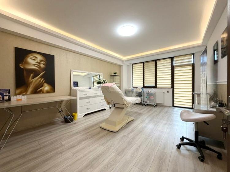 Apartament cu 3 camere în Tractorul
