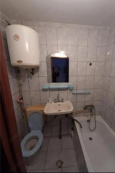 Garsonieră decomandată, mobilată în Exterior Vest