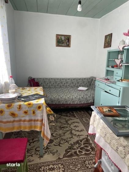 casa + curte de vanzare - 7