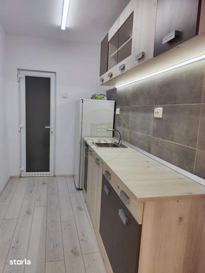 Casă cu 5 camere cu Teren 600 Mp în Central