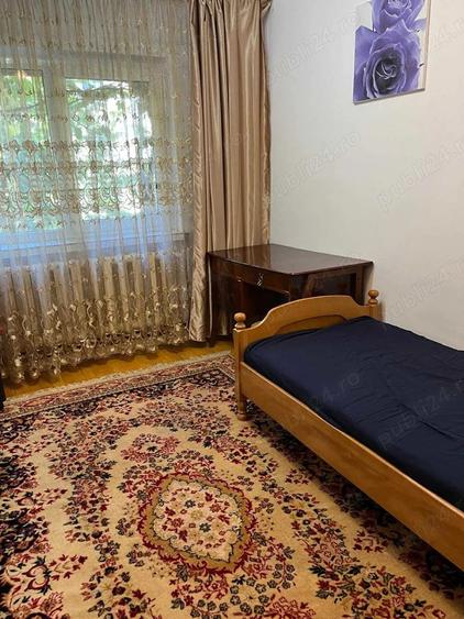Apartament cu 3 camere decomandat în Cug