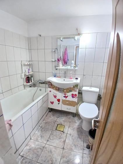Casă cu 2 camere cu Teren 220 Mp în Mărgeanului