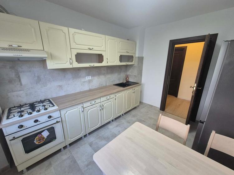 Stefan cel Mare inchiriere ap 4 camere renovat Spital Colentina - 1