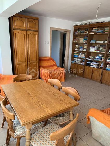 Apartament cu 3 camere în Tătărași