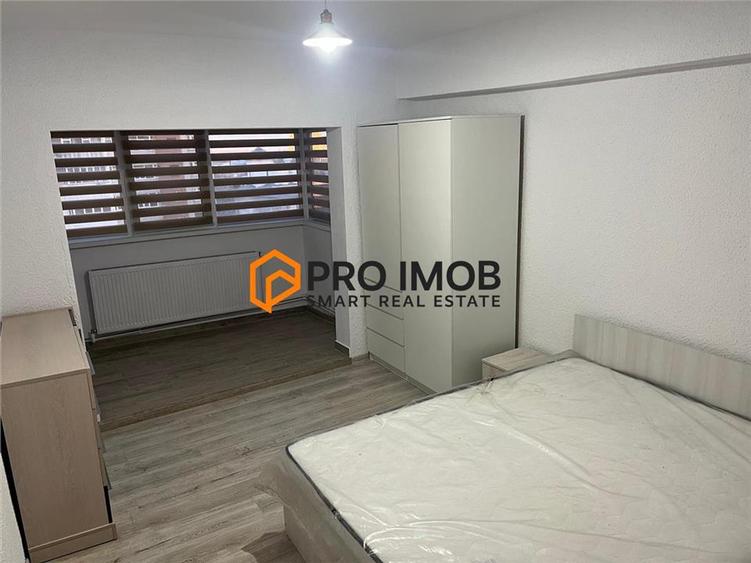 Apartament cu 3 camere decomandat, mobilat în 1 Decembrie
